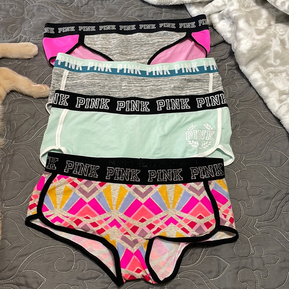 Lot of 4 VS PINK boy short style panties size L. 💕. 💗Washed never worn